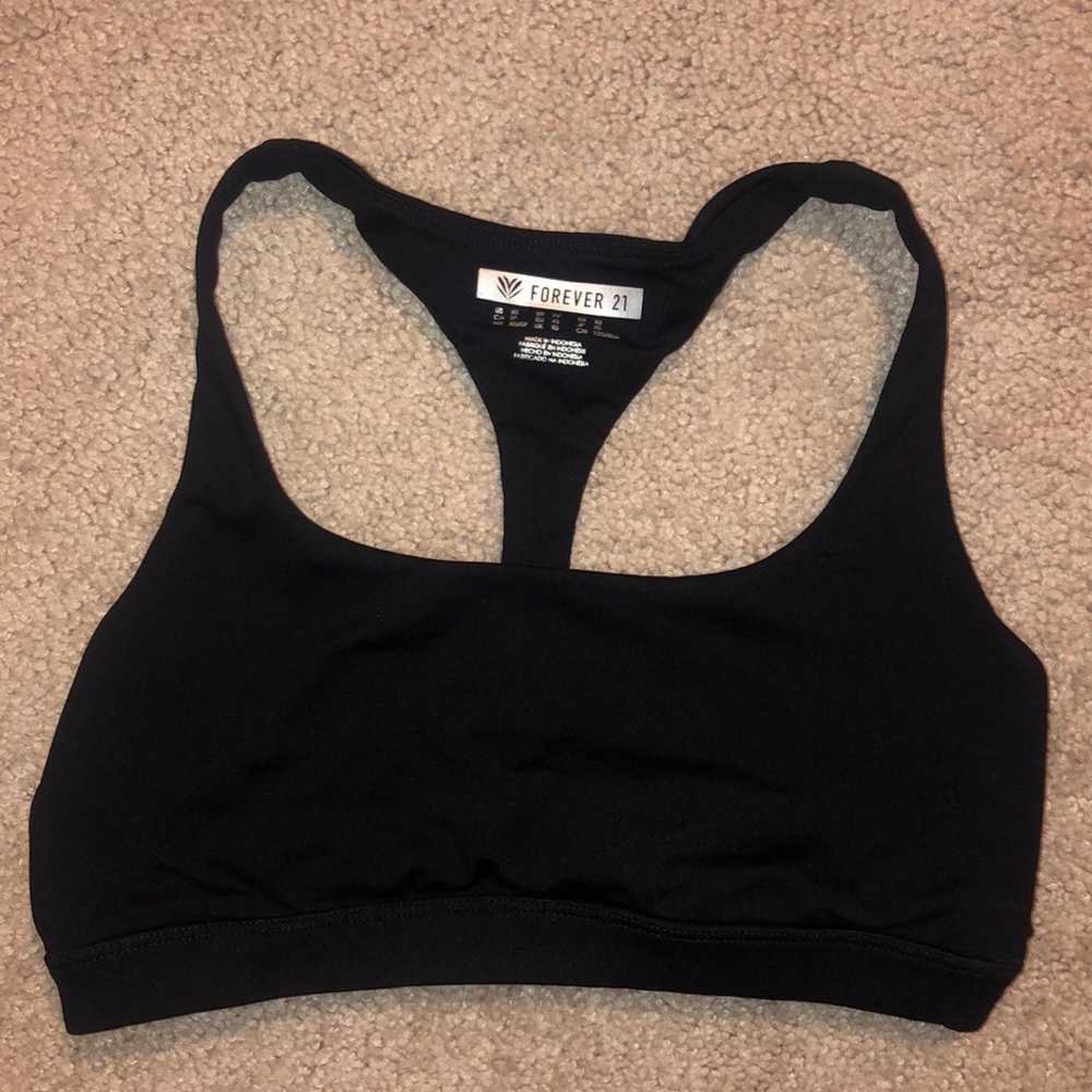 sports bra